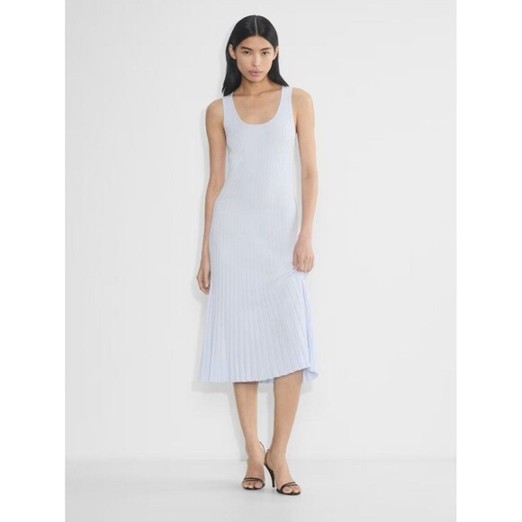 Aritzia Dresses & Skirts - Aritzia Babaton Expression Dress M NWT